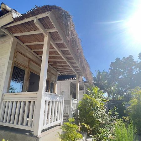 The Layar Homestay Batununggul Exteriér fotografie