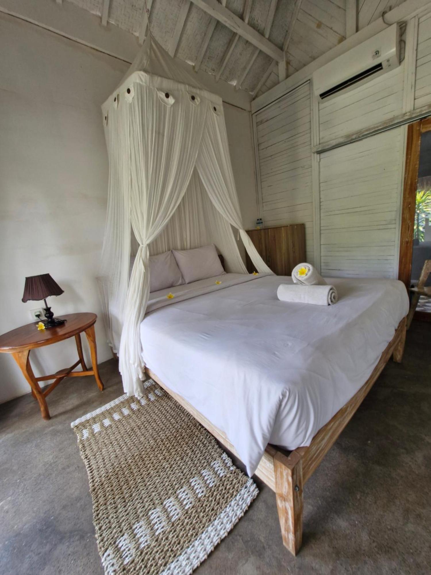 The Layar Homestay Batununggul Exteriér fotografie