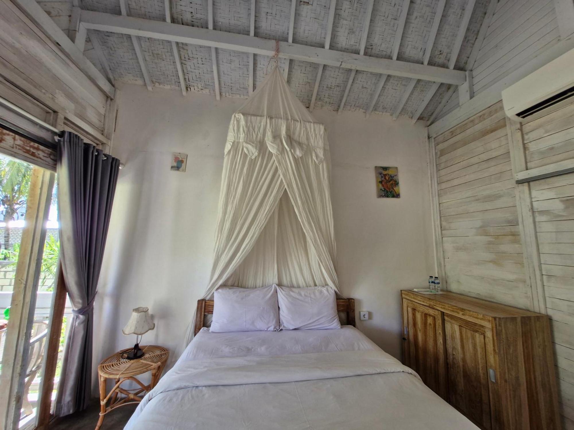 The Layar Homestay Batununggul Exteriér fotografie