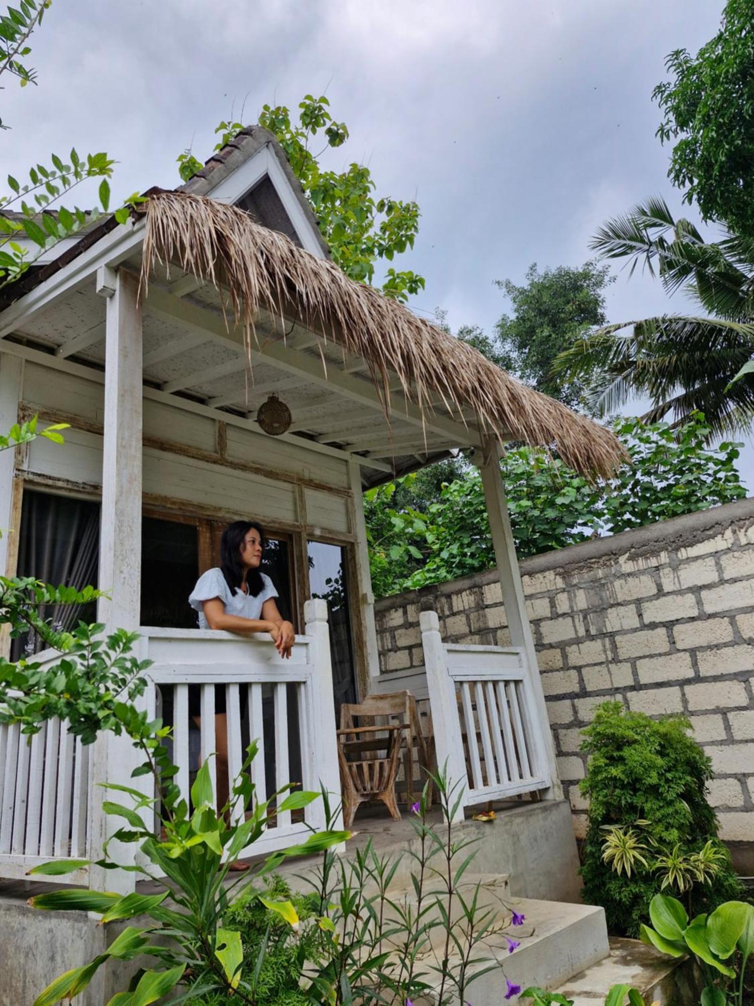 The Layar Homestay Batununggul Exteriér fotografie