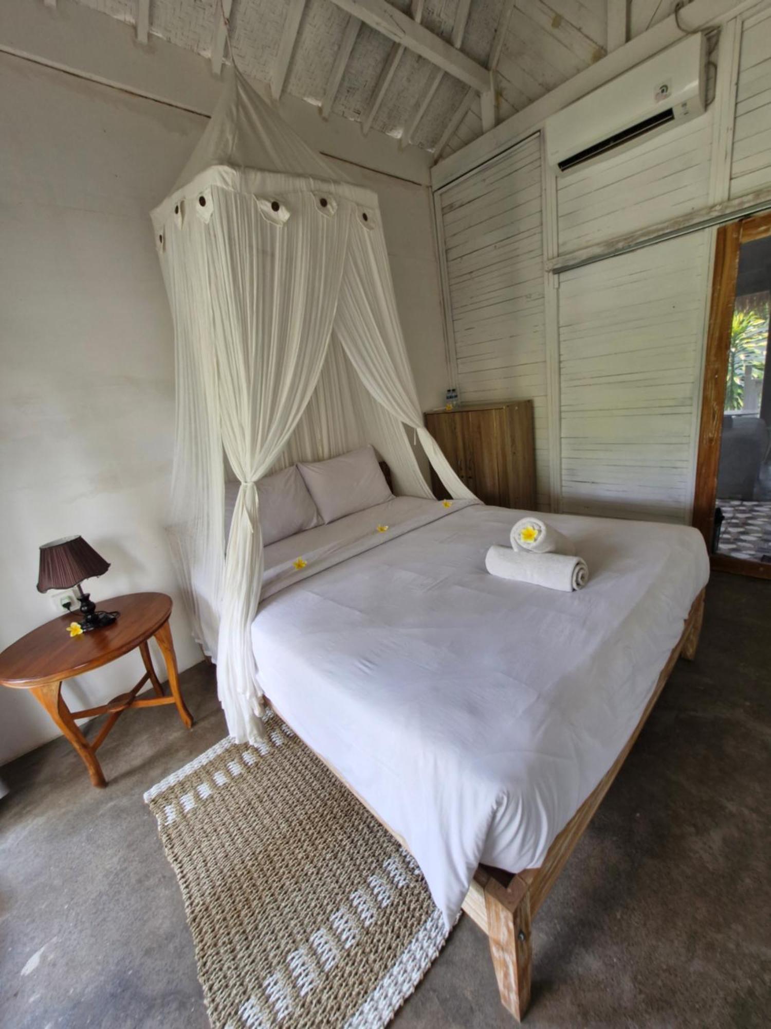 The Layar Homestay Batununggul Exteriér fotografie
